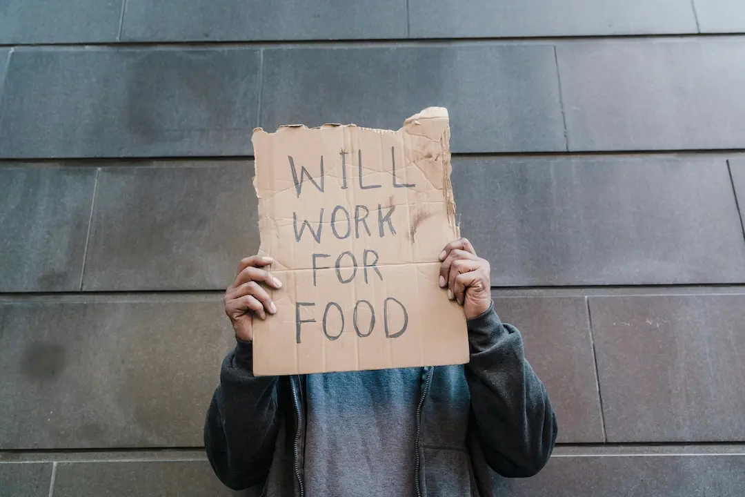 Original photo with unwanted text